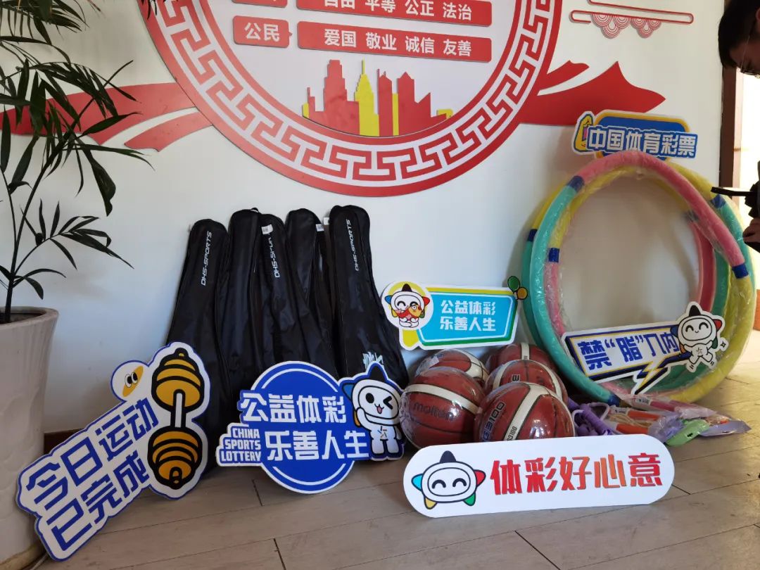 动态不仅吸